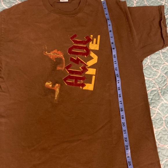 Vtg. 2005 AC/DC concert tee size large - Picture 5 of 14